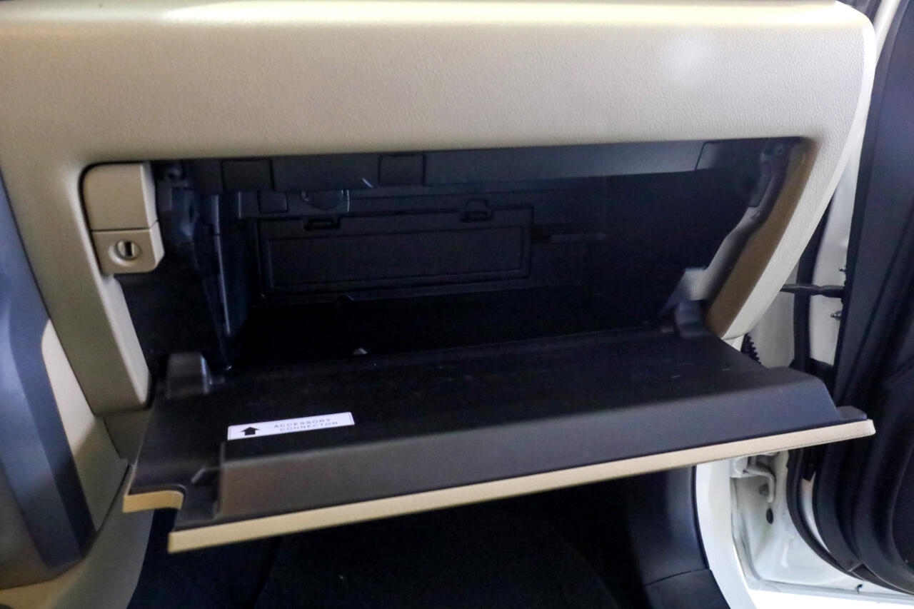 Toyota 4Runner RWD 4dr V6 Limited (Natl) 2011