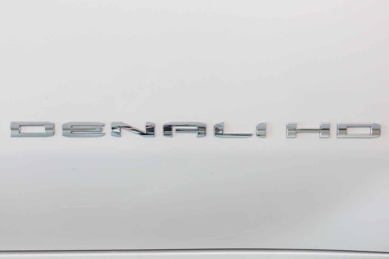 GMC Sierra 2500HD 4WD Crew Cab 159" Denali 2022