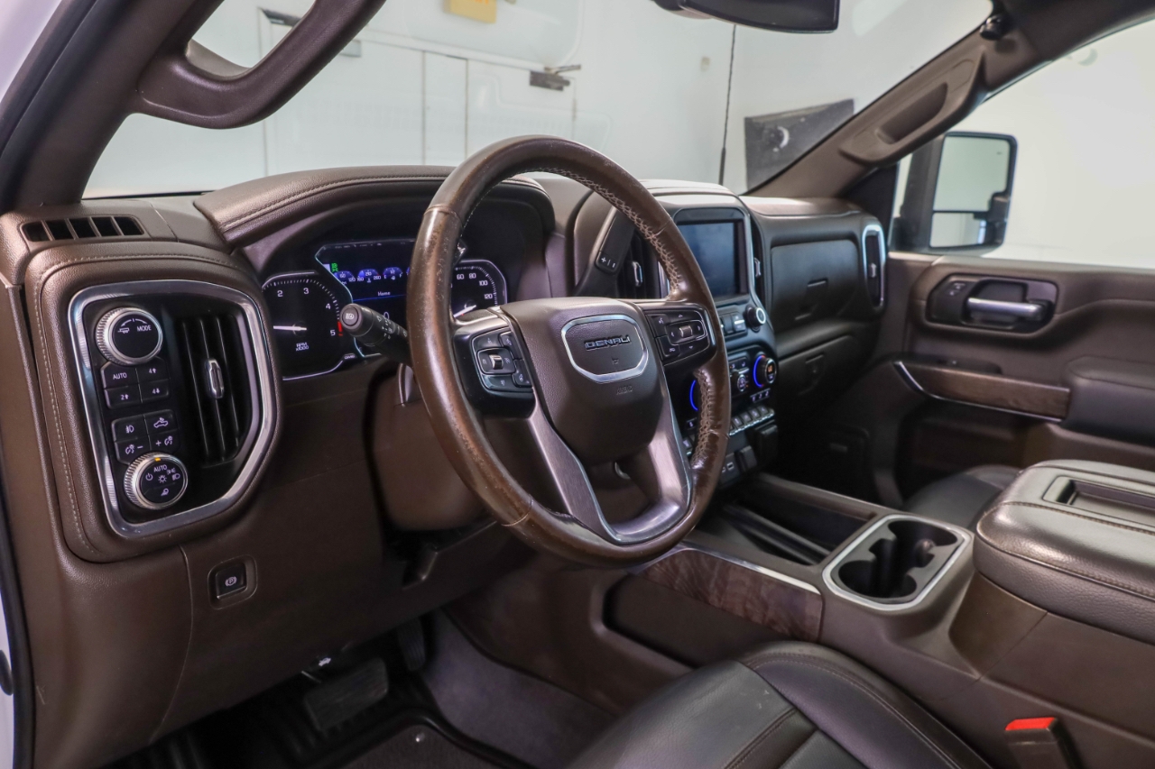 GMC Sierra 2500HD 4WD Crew Cab 159" Denali 2022