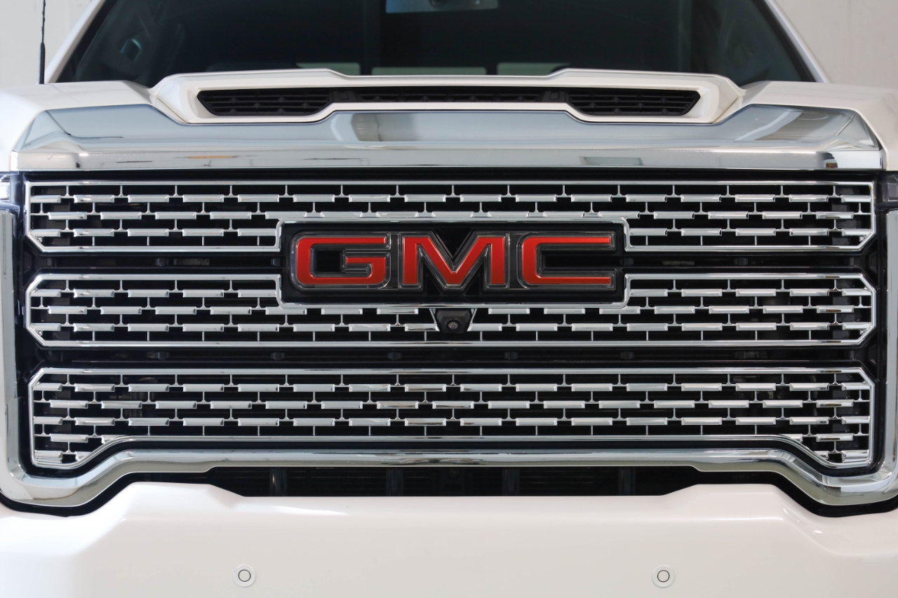 GMC Sierra 2500HD 4WD Crew Cab 159" Denali 2022