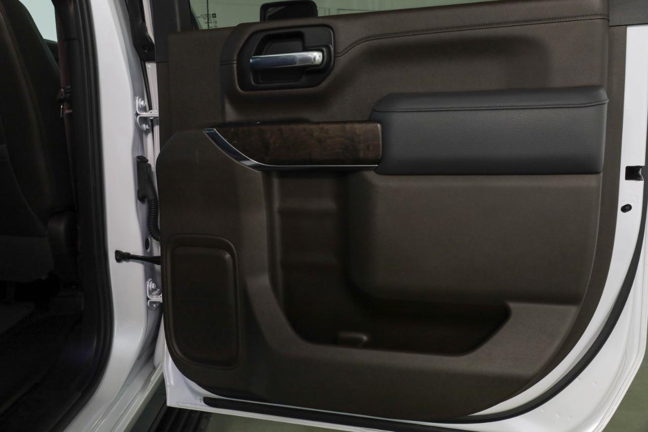 GMC Sierra 2500HD 4WD Crew Cab 159" Denali 2022