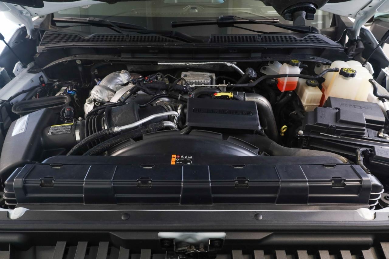 GMC Sierra 2500HD 4WD Crew Cab 159" Denali 2022