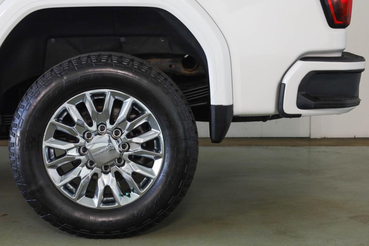 GMC Sierra 2500HD 4WD Crew Cab 159" Denali 2022