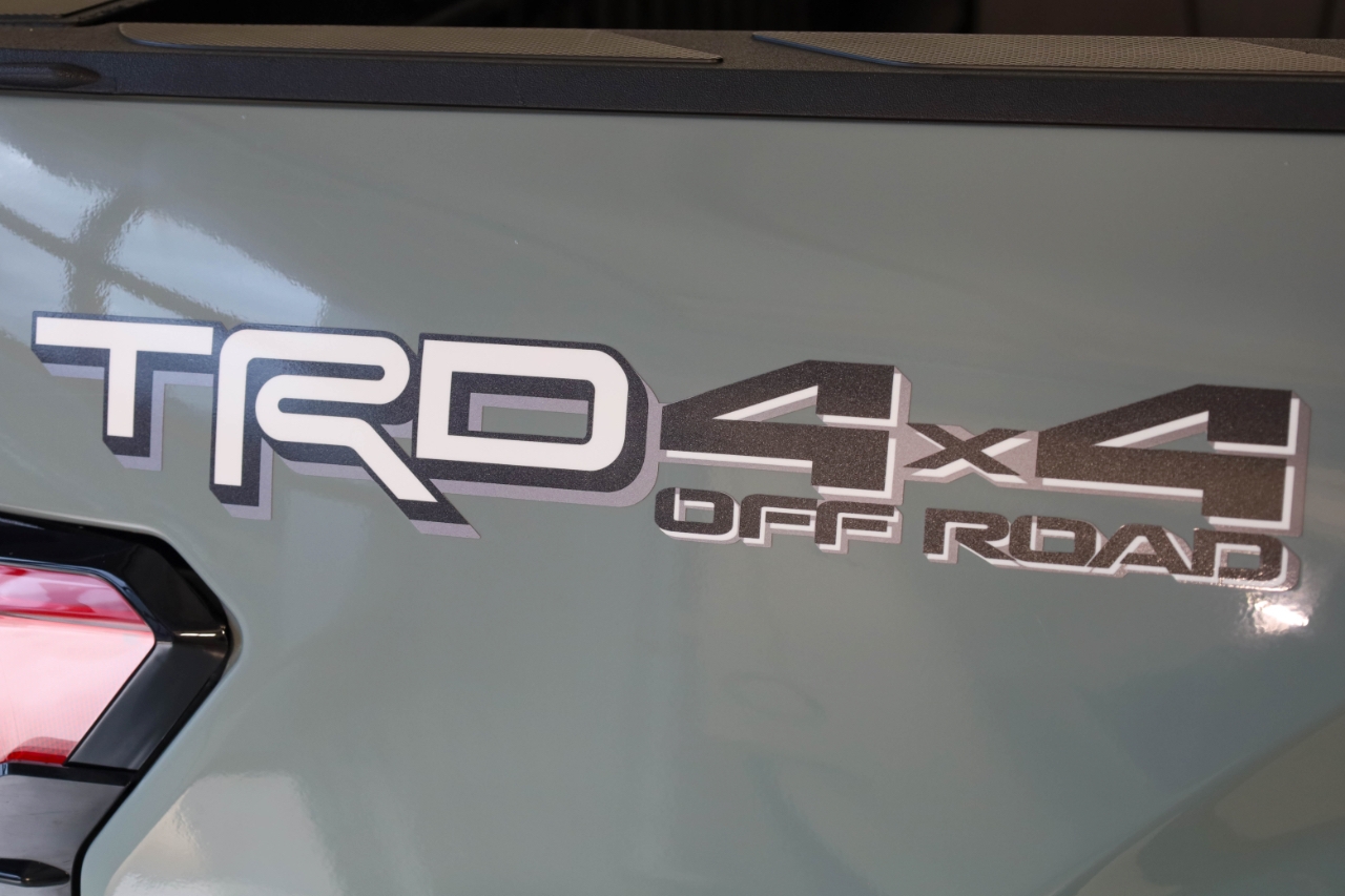 Toyota Tundra 4WD SR5 CrewMax 6.5' Bed (Natl) 2022