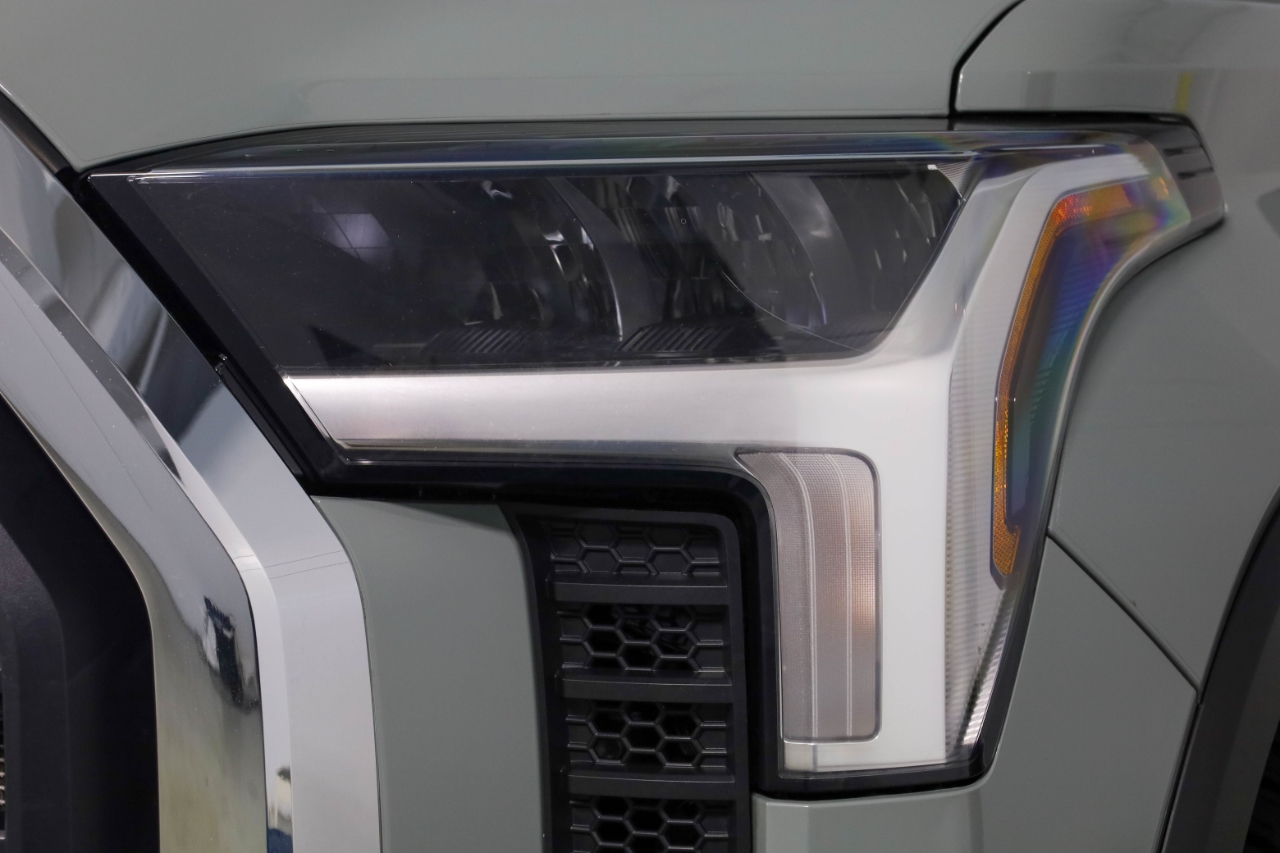 Toyota Tundra 4WD SR5 CrewMax 6.5' Bed (Natl) 2022