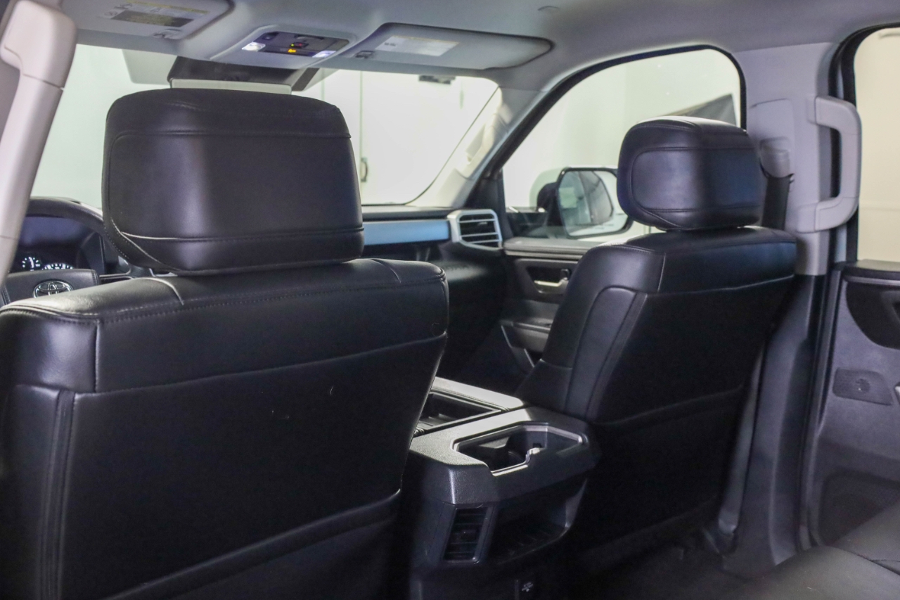 Toyota Tundra 4WD SR5 CrewMax 6.5' Bed (Natl) 2022