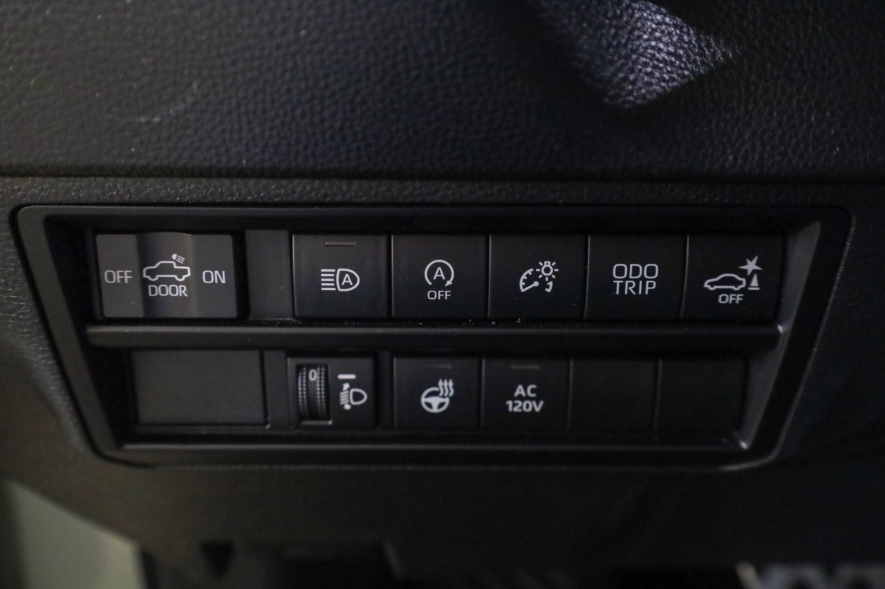 Toyota Tundra 4WD SR5 CrewMax 6.5' Bed (Natl) 2022