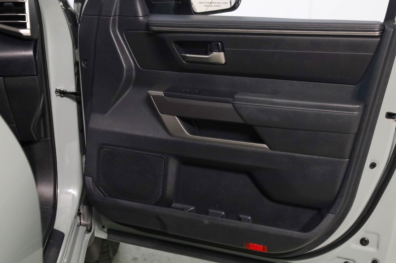 Toyota Tundra 4WD SR5 CrewMax 6.5' Bed (Natl) 2022