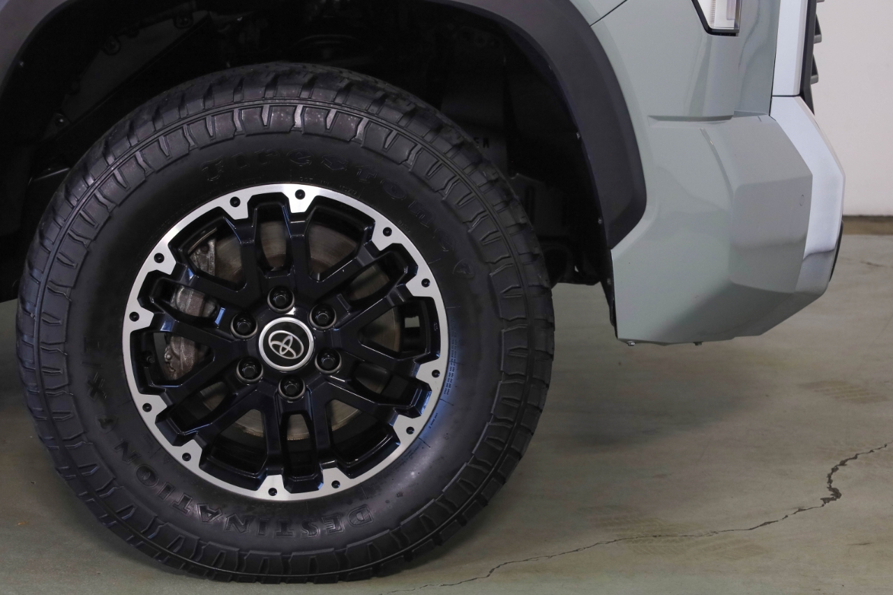 Toyota Tundra 4WD SR5 CrewMax 6.5' Bed (Natl) 2022