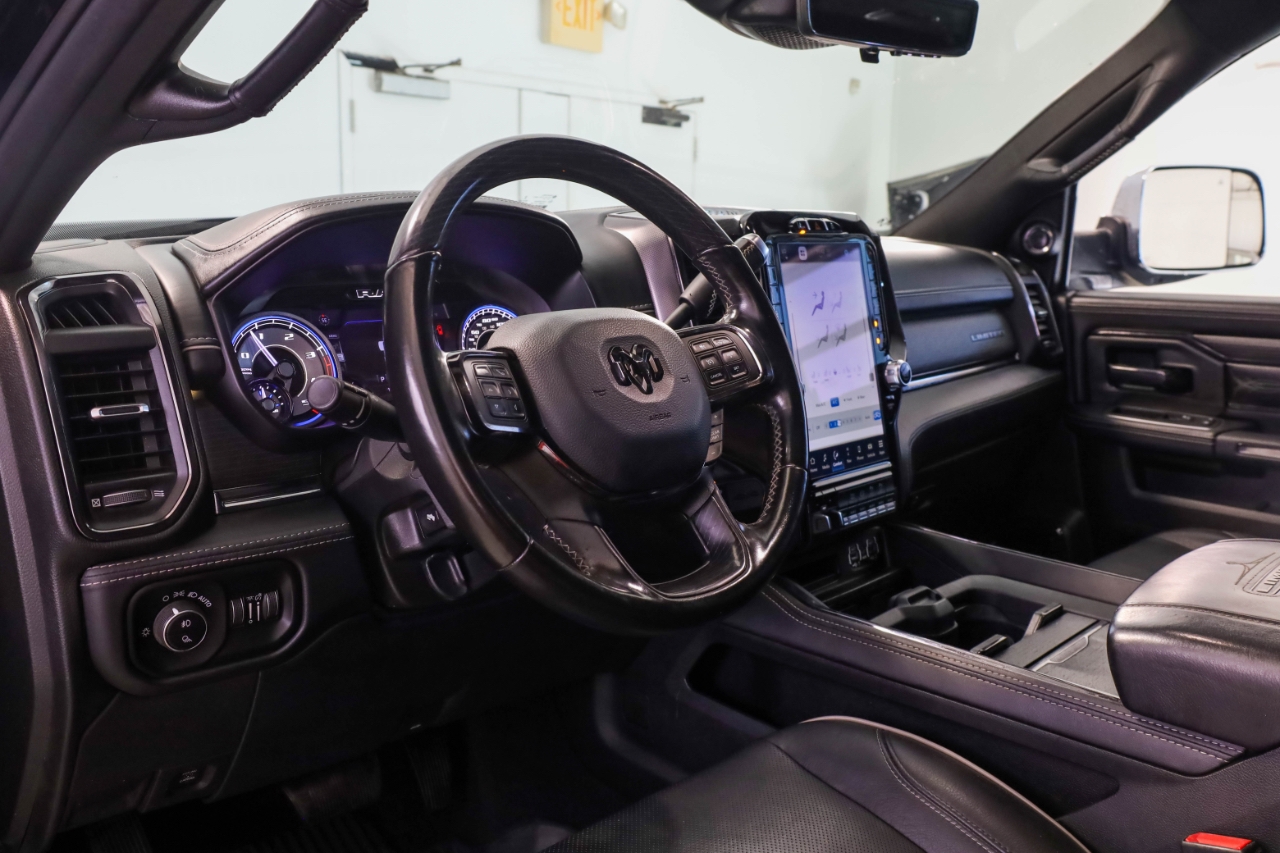 RAM 2500 Limited 4x4 Crew Cab 6'4" Box 2022