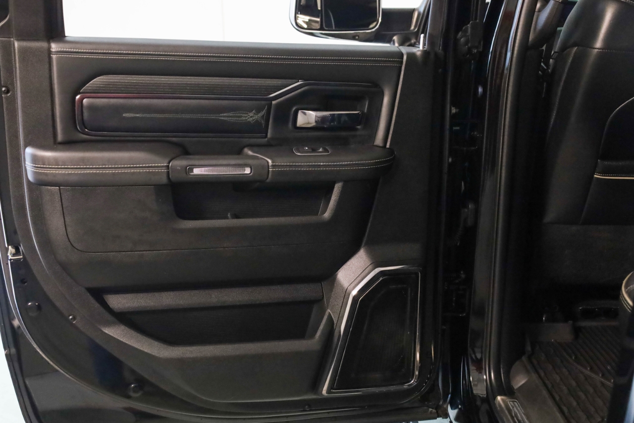 RAM 2500 Limited 4x4 Crew Cab 6'4" Box 2022