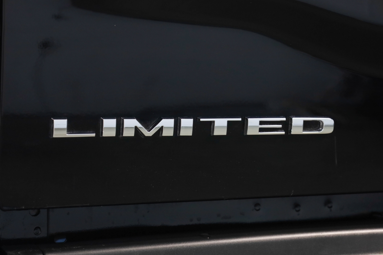 RAM 2500 Limited 4x4 Crew Cab 6'4" Box 2022