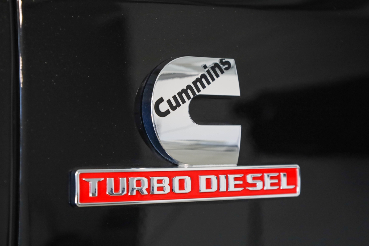 RAM 2500 Limited 4x4 Crew Cab 6'4" Box 2022