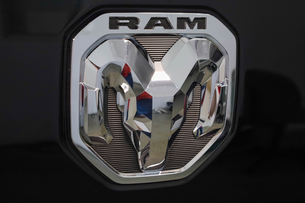 RAM 2500 Limited 4x4 Crew Cab 6'4" Box 2022