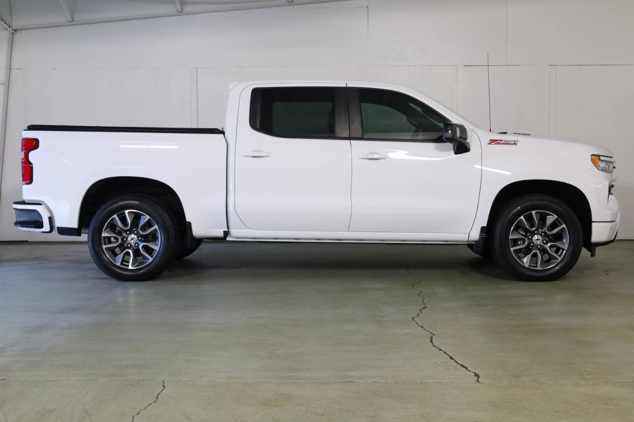 Chevrolet Silverado 1500 4WD Crew Cab 147" RST 2022