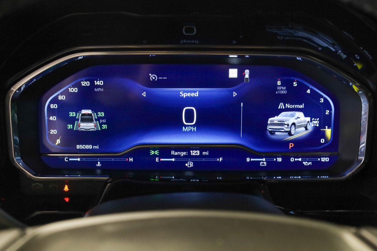 Chevrolet Silverado 1500 4WD Crew Cab 147" RST 2022