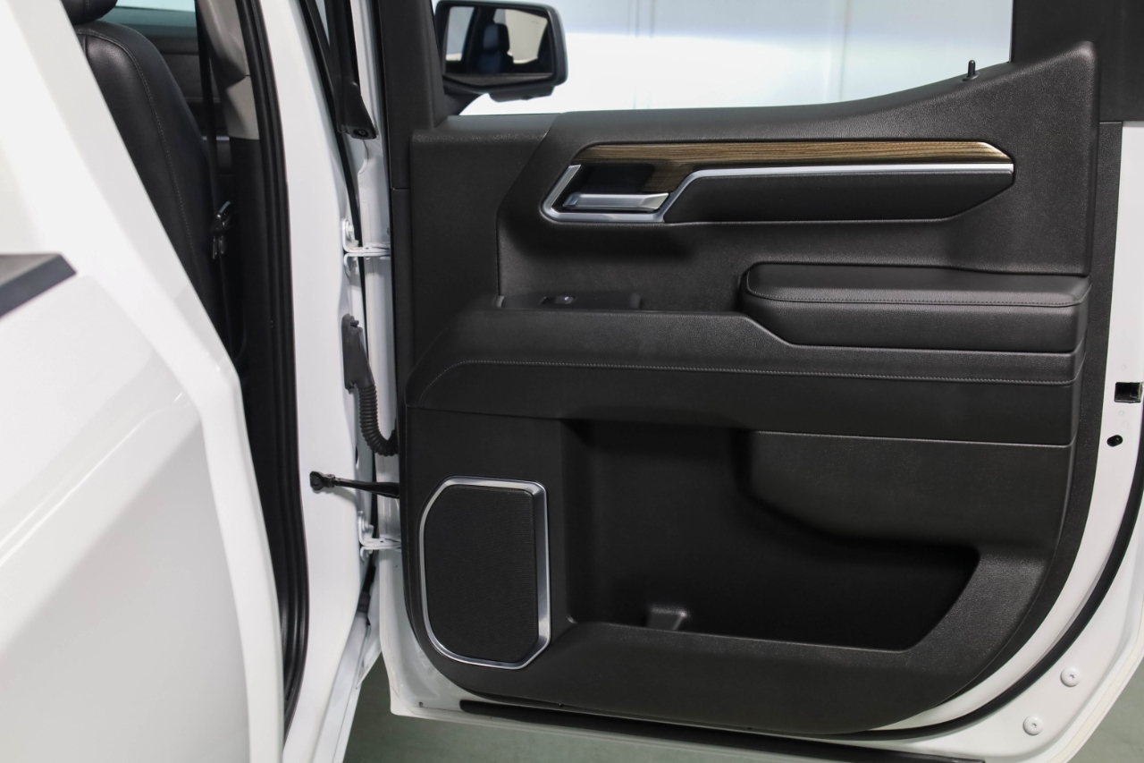 Chevrolet Silverado 1500 4WD Crew Cab 147" RST 2022