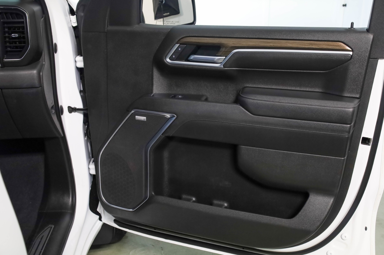 Chevrolet Silverado 1500 4WD Crew Cab 147" RST 2022