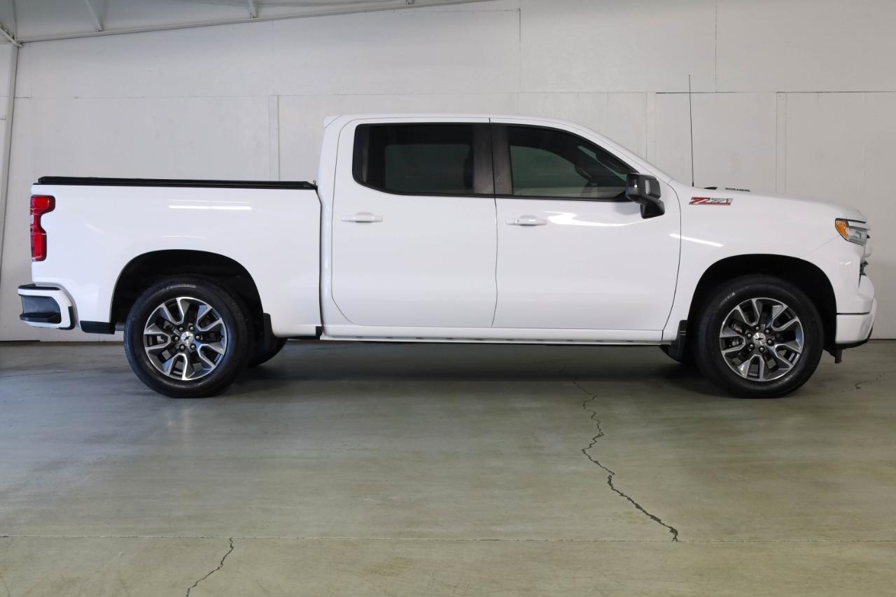 Chevrolet Silverado 1500 4WD Crew Cab 147" RST 2022