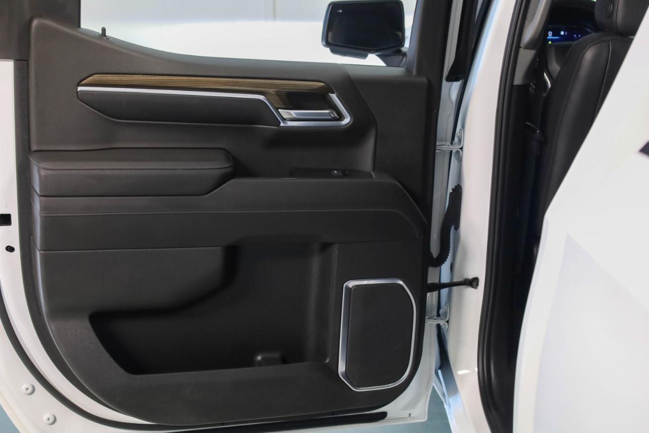 Chevrolet Silverado 1500 4WD Crew Cab 147" RST 2022