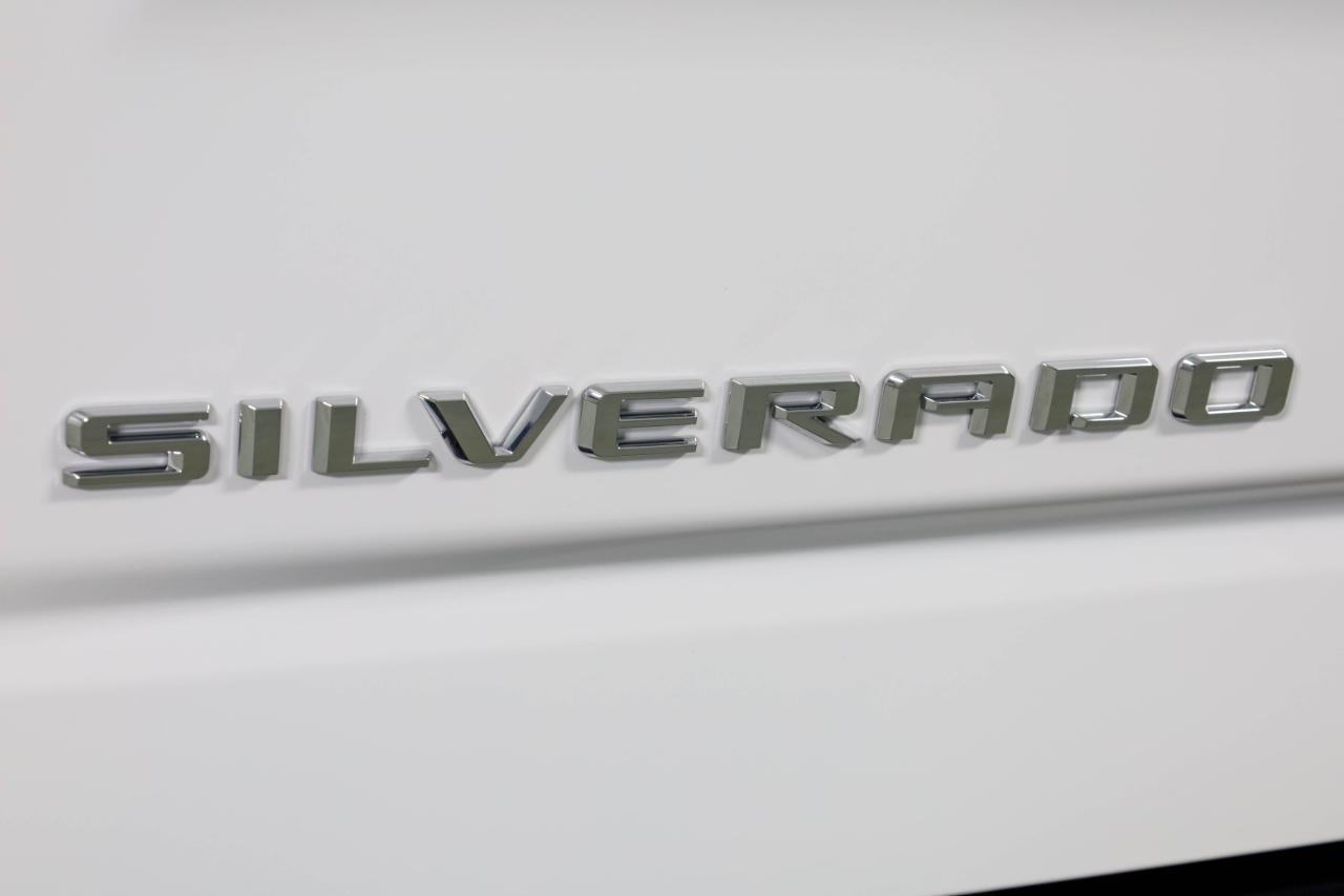 Chevrolet Silverado 1500 4WD Crew Cab 147" RST 2022