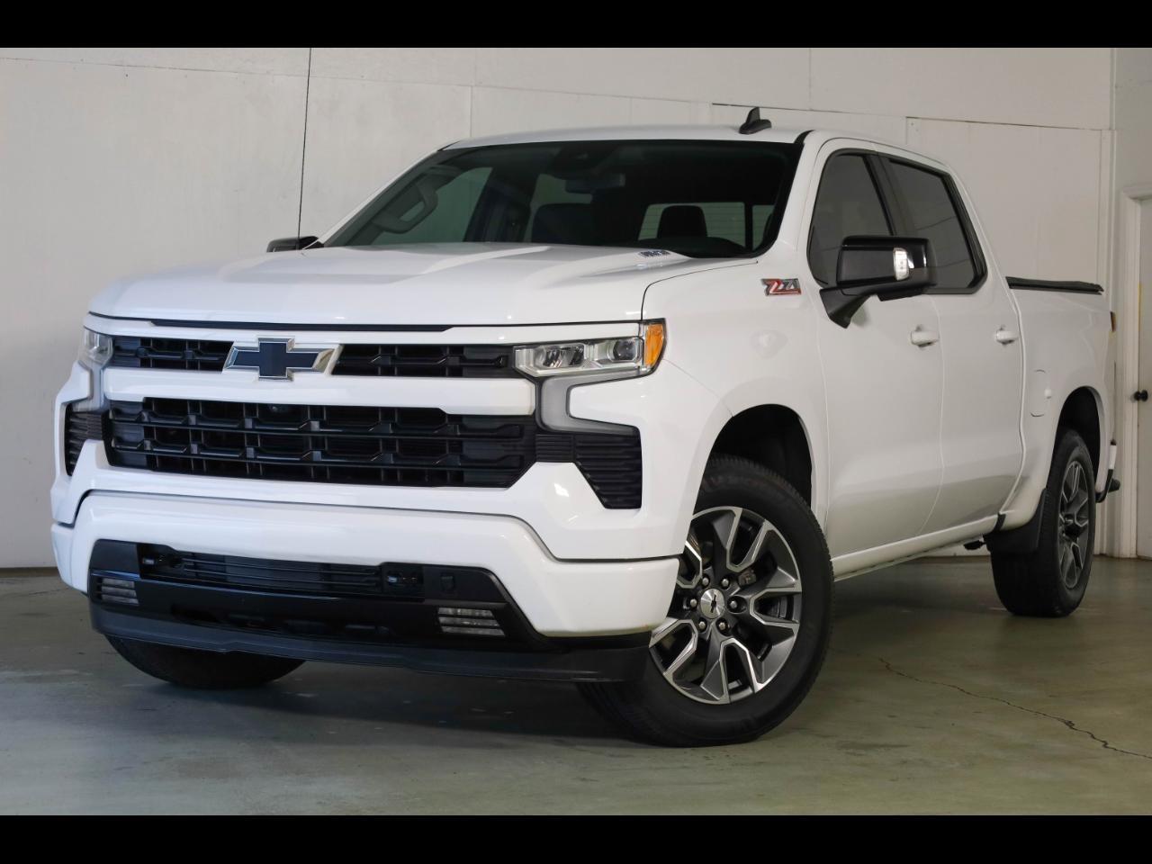 2022 Chevrolet Silverado 1500 4WD Crew Cab 147" RST