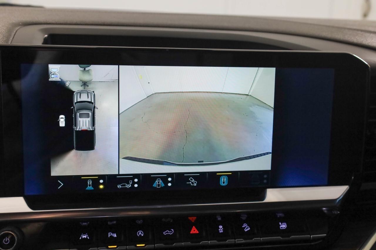 Chevrolet Silverado 1500 4WD Crew Cab 147" RST 2022