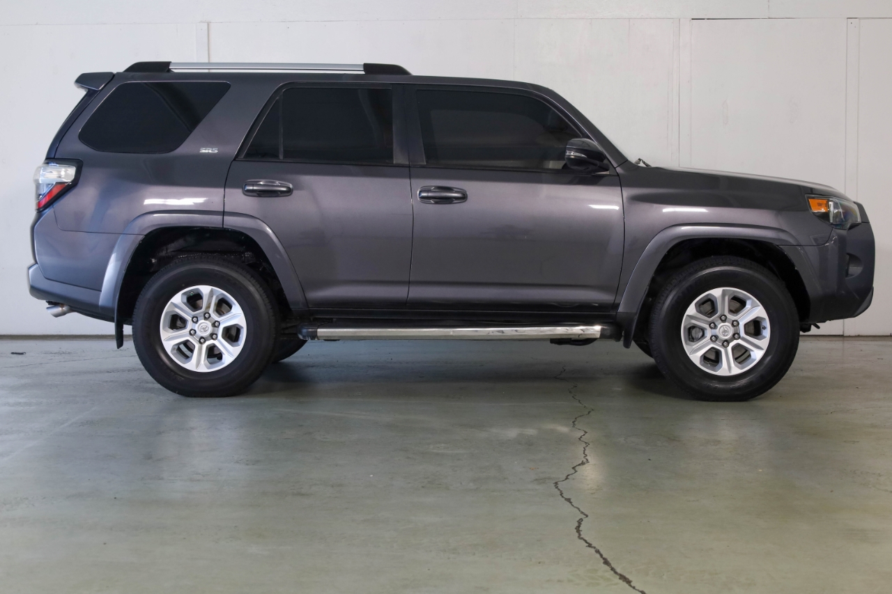 Toyota 4Runner TRD Off Road Premium 4WD (Natl) 2019
