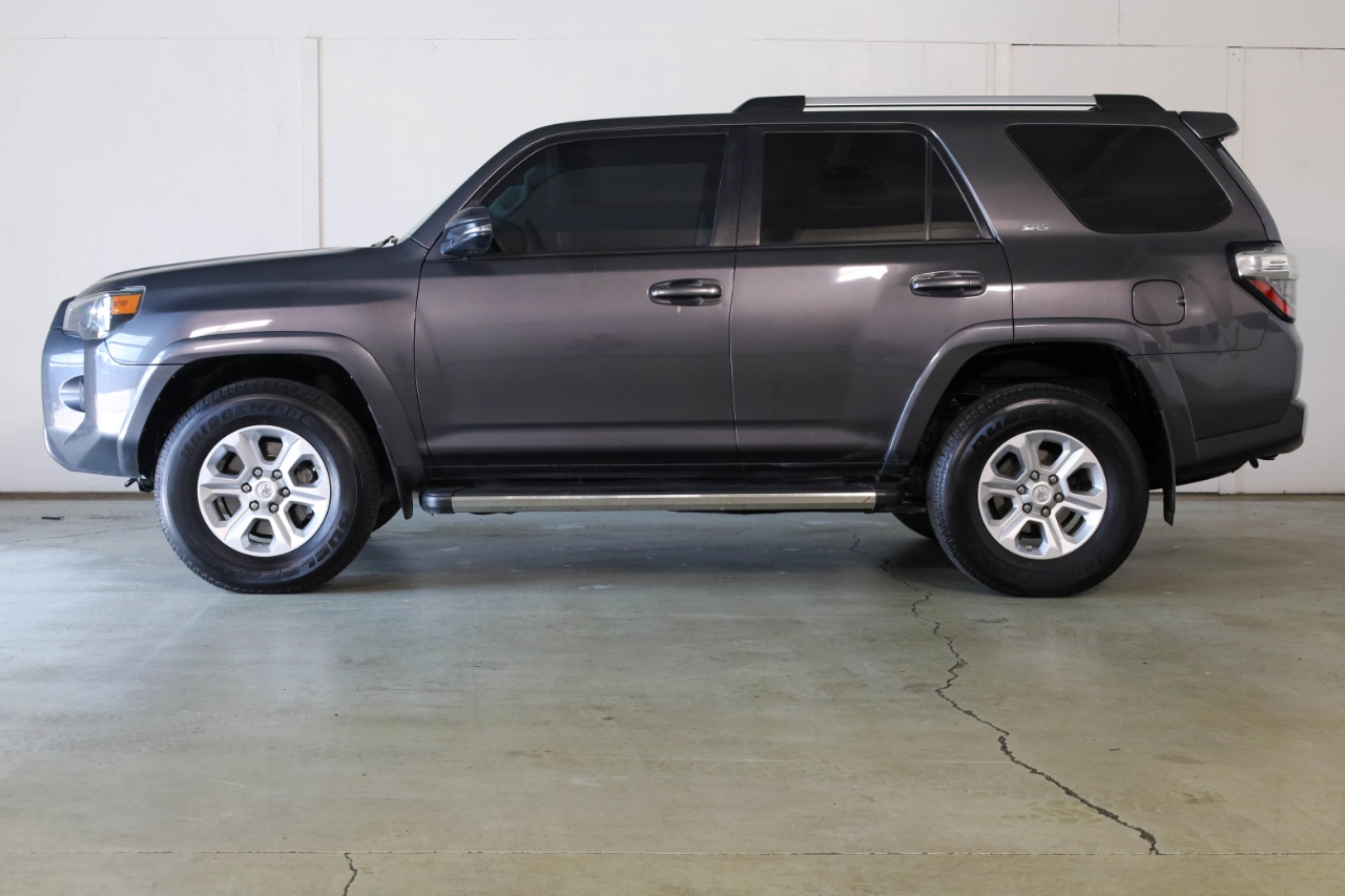 Toyota 4Runner TRD Off Road Premium 4WD (Natl) 2019