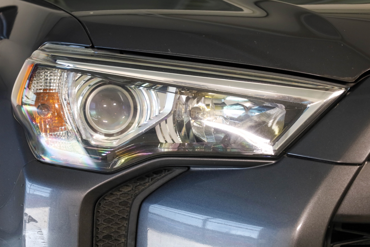 Toyota 4Runner TRD Off Road Premium 4WD (Natl) 2019