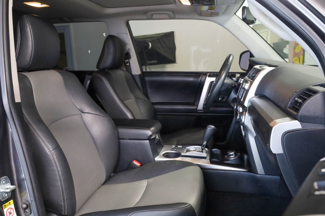 Toyota 4Runner TRD Off Road Premium 4WD (Natl) 2019