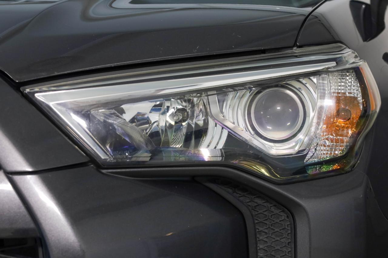 Toyota 4Runner TRD Off Road Premium 4WD (Natl) 2019