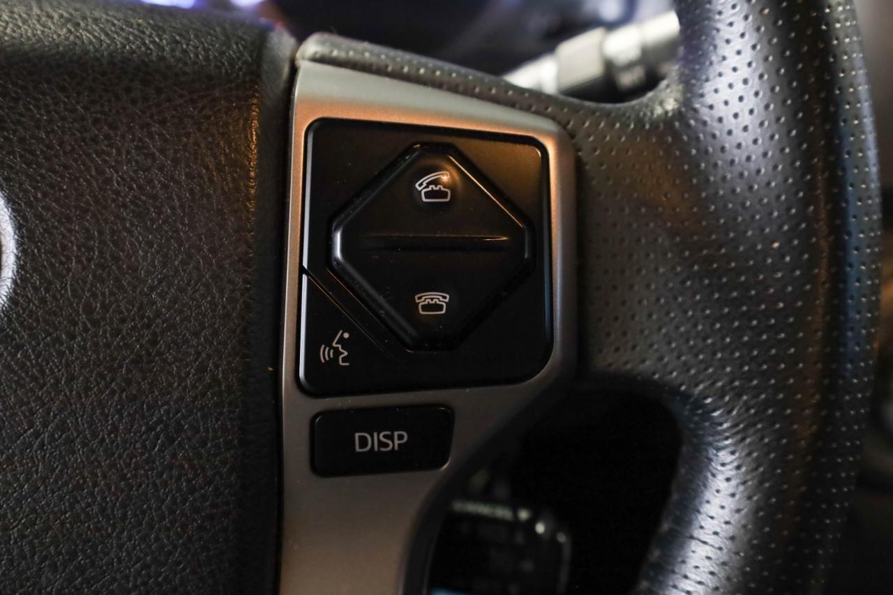 Toyota 4Runner TRD Off Road Premium 4WD (Natl) 2019