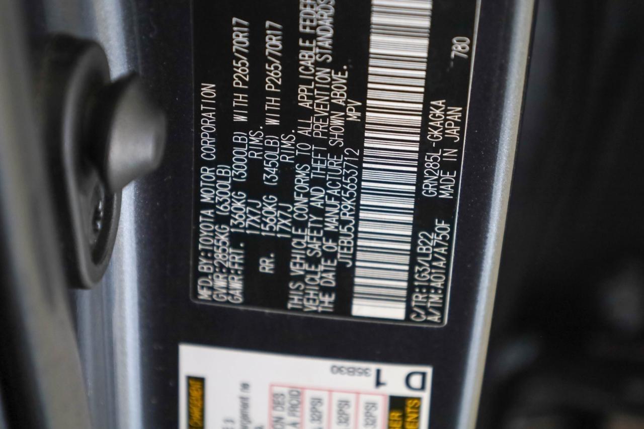 Toyota 4Runner TRD Off Road Premium 4WD (Natl) 2019