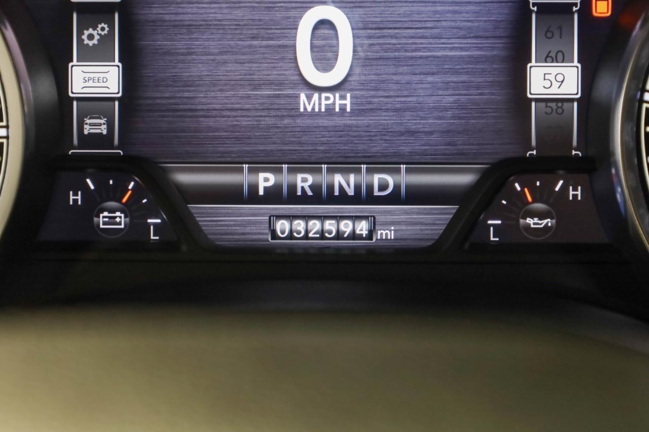 RAM 1500 Laramie 4x4 Crew Cab 5'7" Box 2022