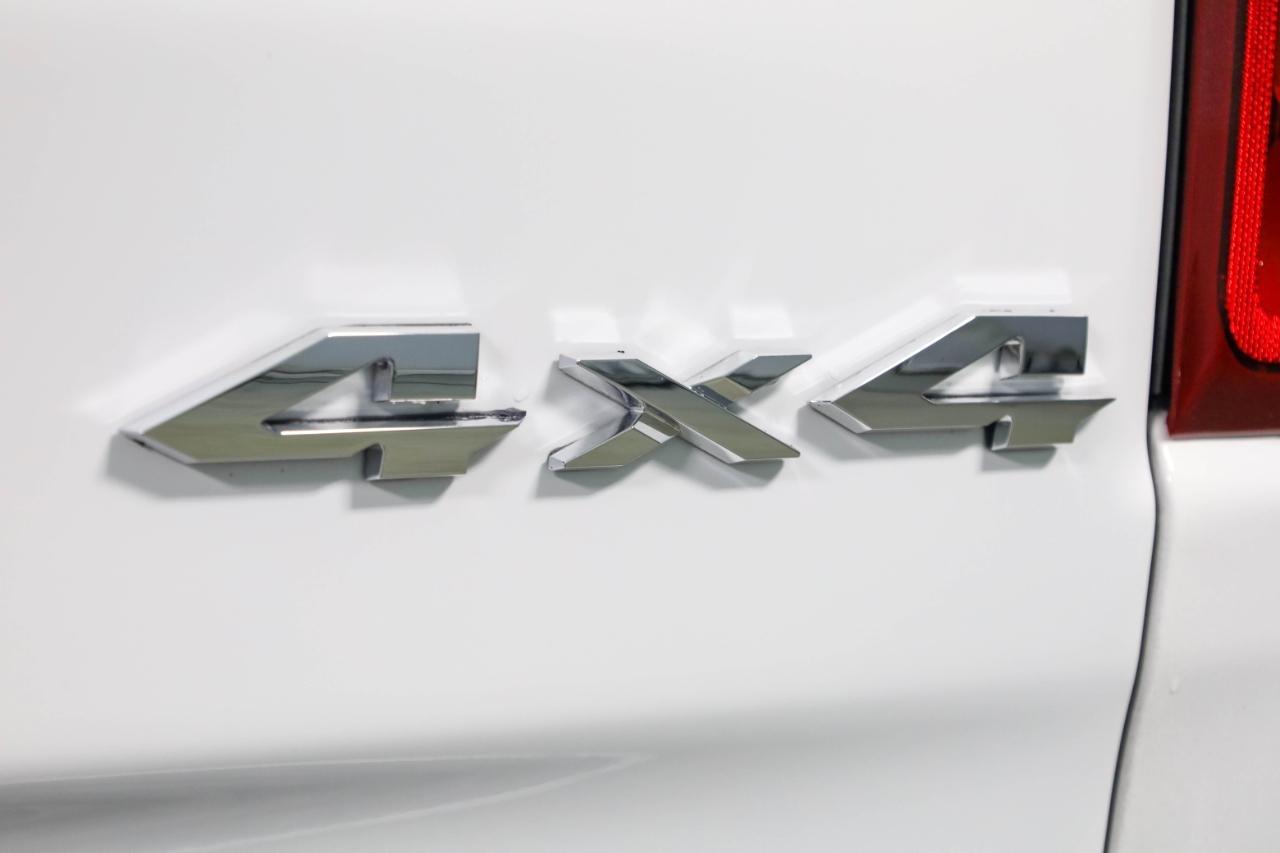 RAM 1500 Laramie 4x4 Crew Cab 5'7" Box 2022