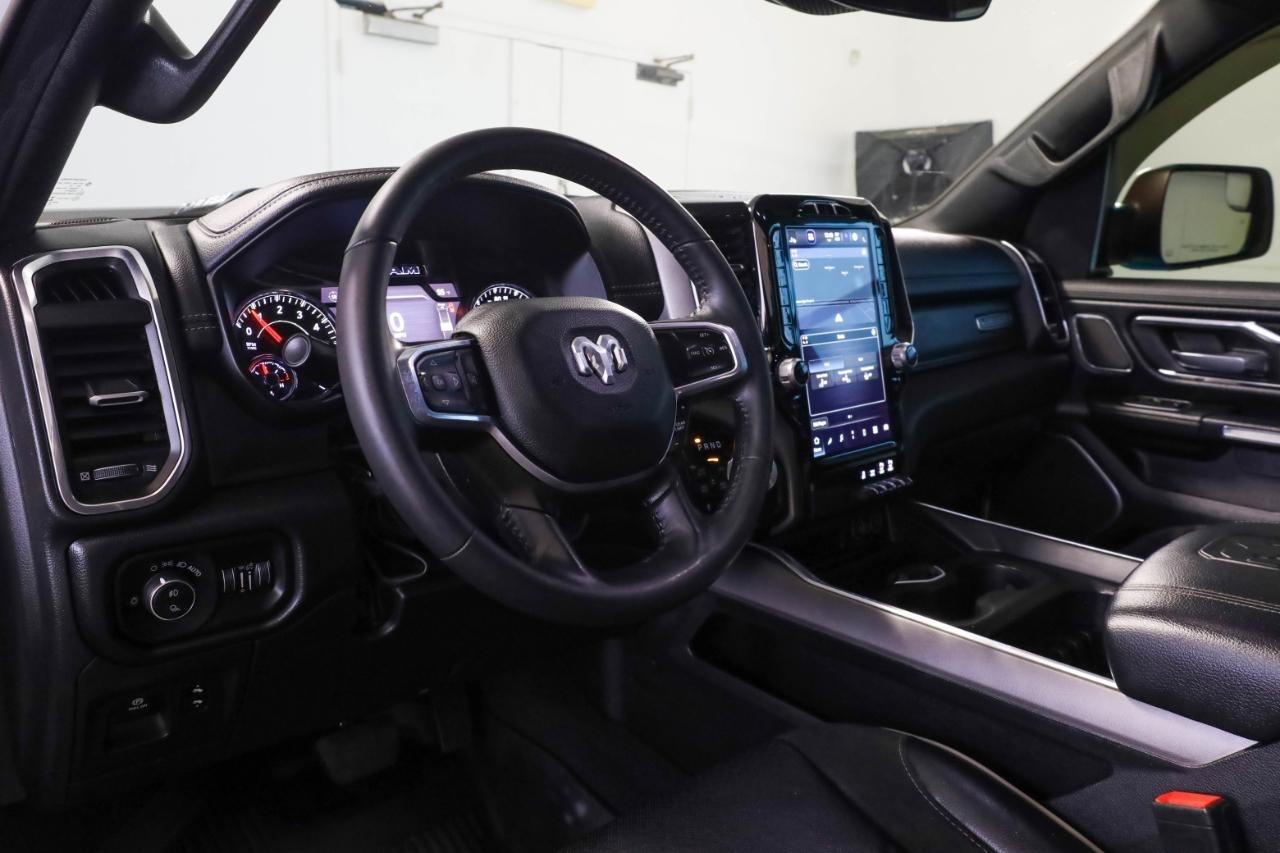 RAM 1500 Laramie 4x4 Crew Cab 5'7" Box 2022