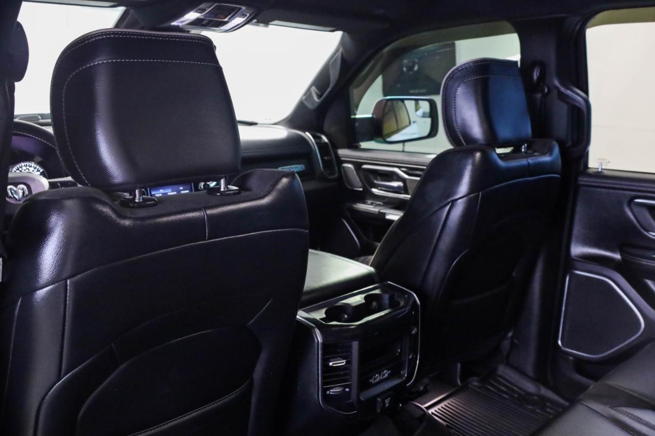 RAM 1500 Laramie 4x4 Crew Cab 5'7" Box 2022