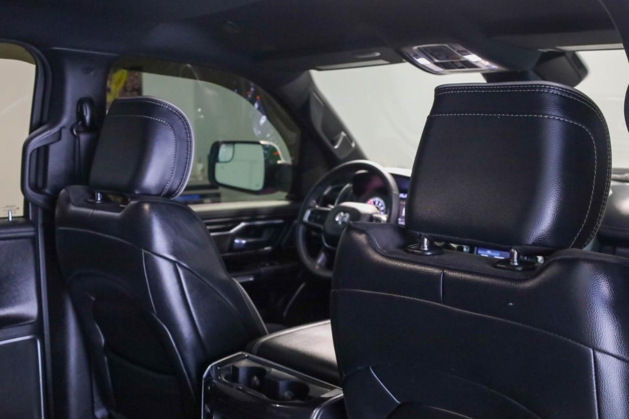 RAM 1500 Laramie 4x4 Crew Cab 5'7" Box 2022