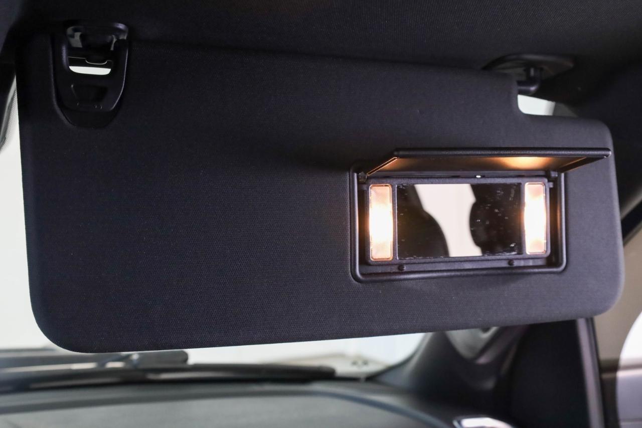 RAM 1500 Laramie 4x4 Crew Cab 5'7" Box 2022