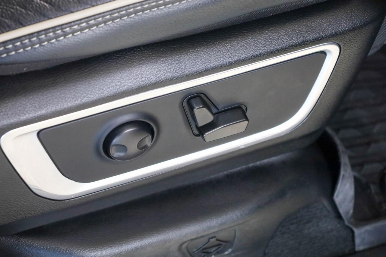 RAM 1500 Laramie 4x4 Crew Cab 5'7" Box 2022