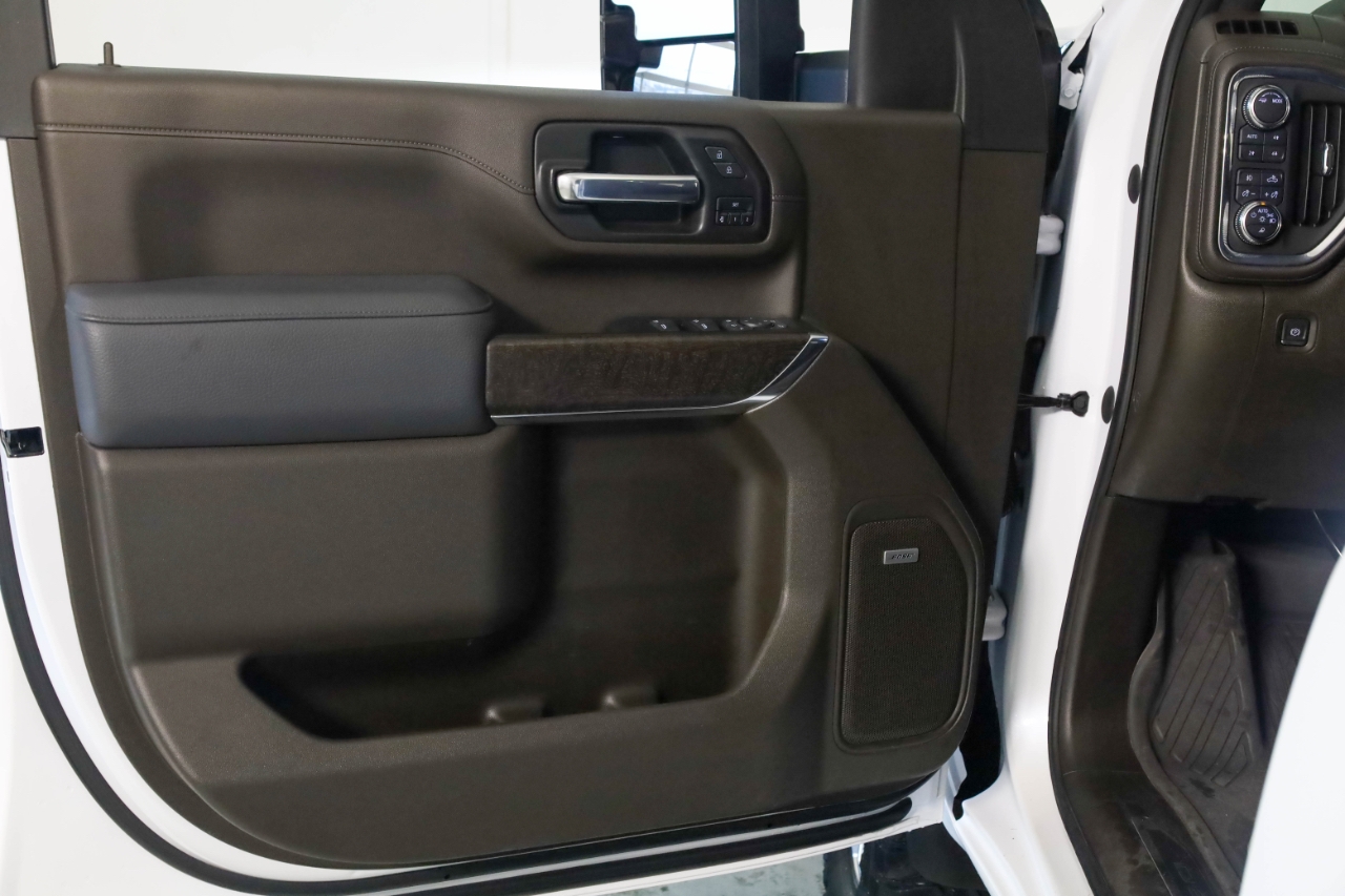 GMC Sierra 2500HD 4WD Crew Cab 159" Denali 2023