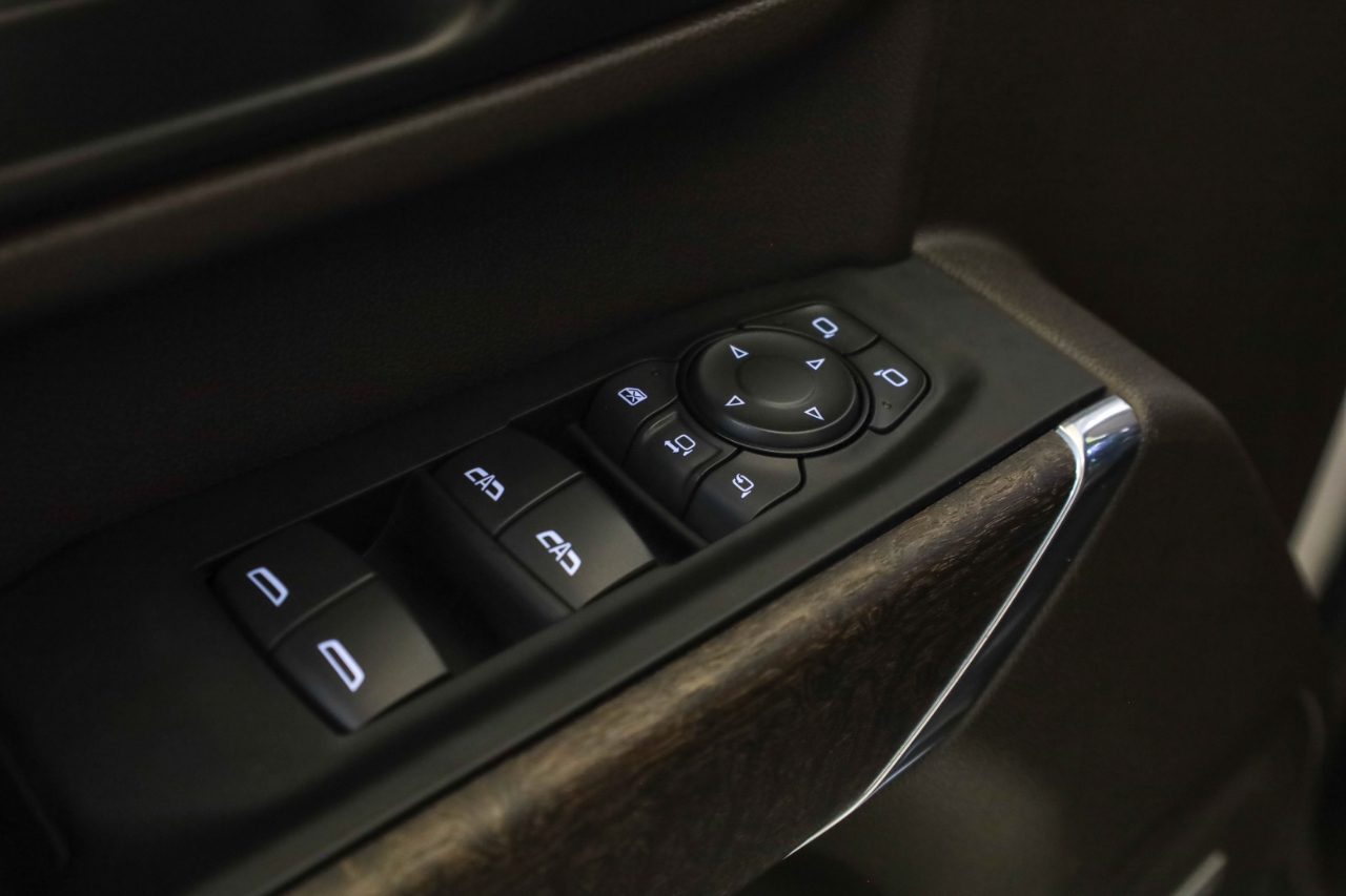 GMC Sierra 2500HD 4WD Crew Cab 159" Denali 2023