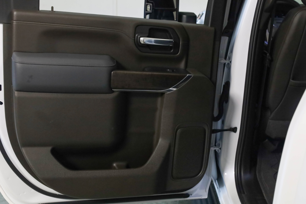 GMC Sierra 2500HD 4WD Crew Cab 159" Denali 2023