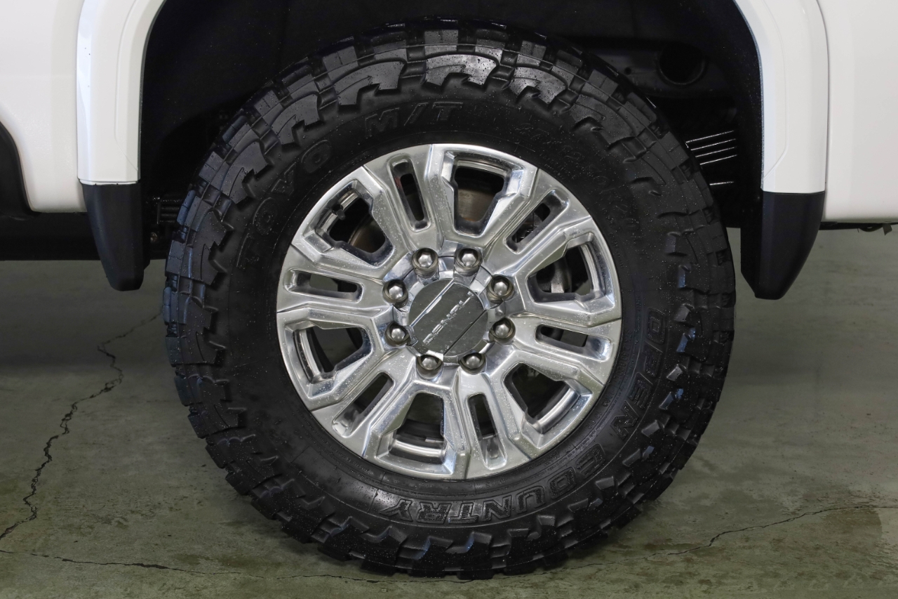 GMC Sierra 2500HD 4WD Crew Cab 159" Denali 2023