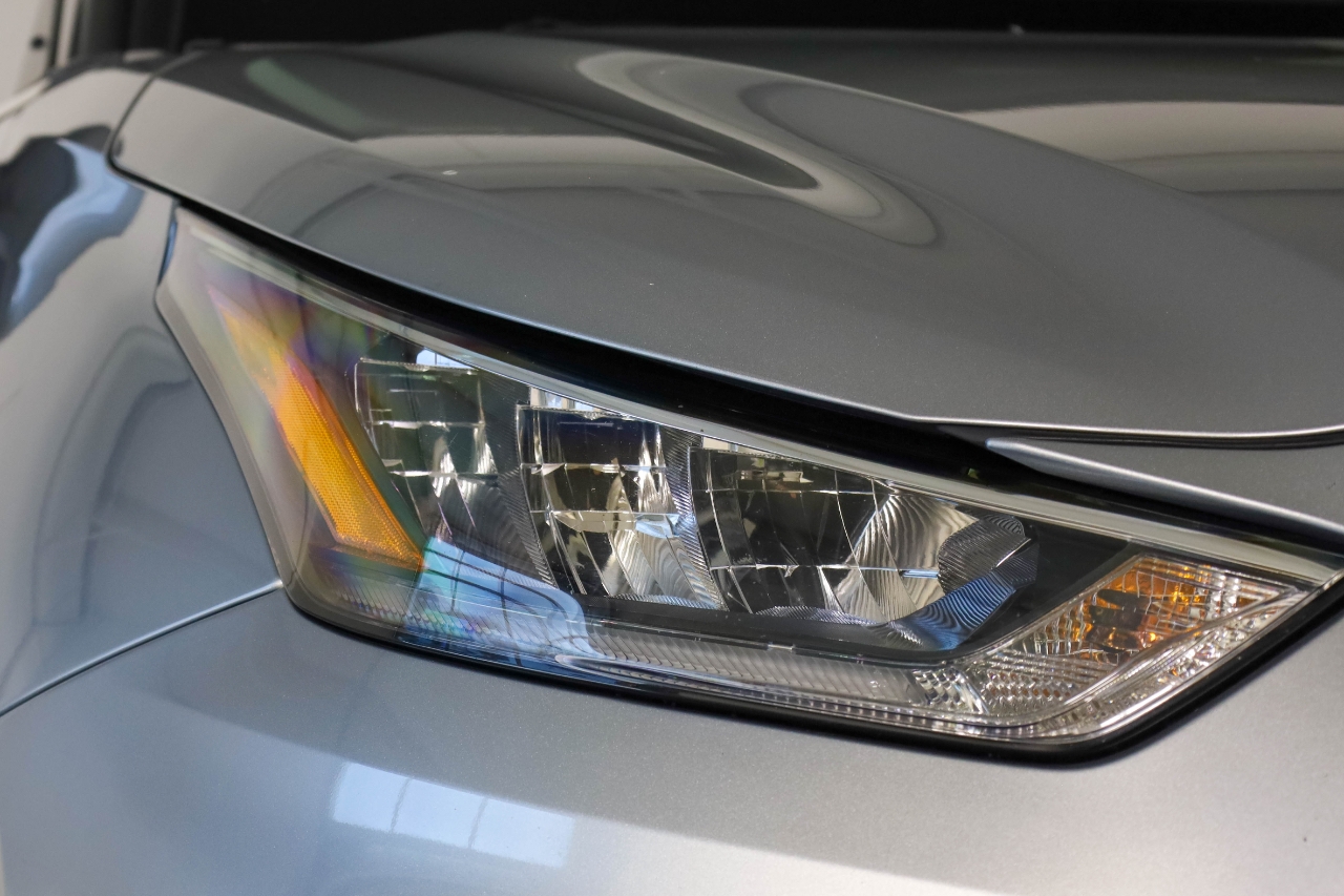 Toyota Highlander LE AWD (Natl) 2020