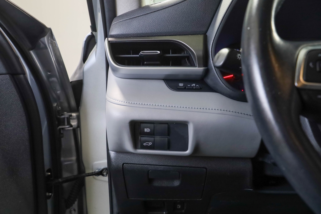 Toyota Highlander LE AWD (Natl) 2020