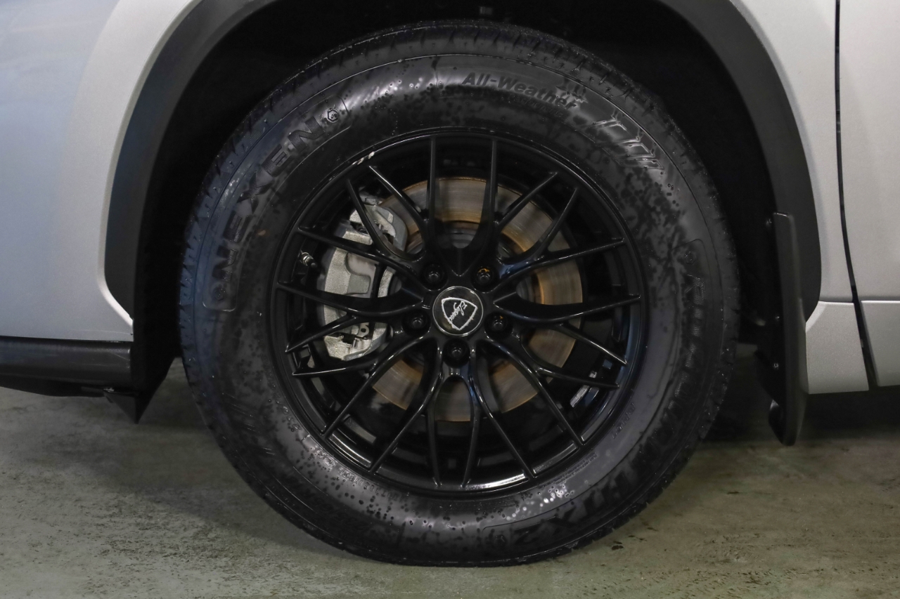 Toyota Highlander LE AWD (Natl) 2020