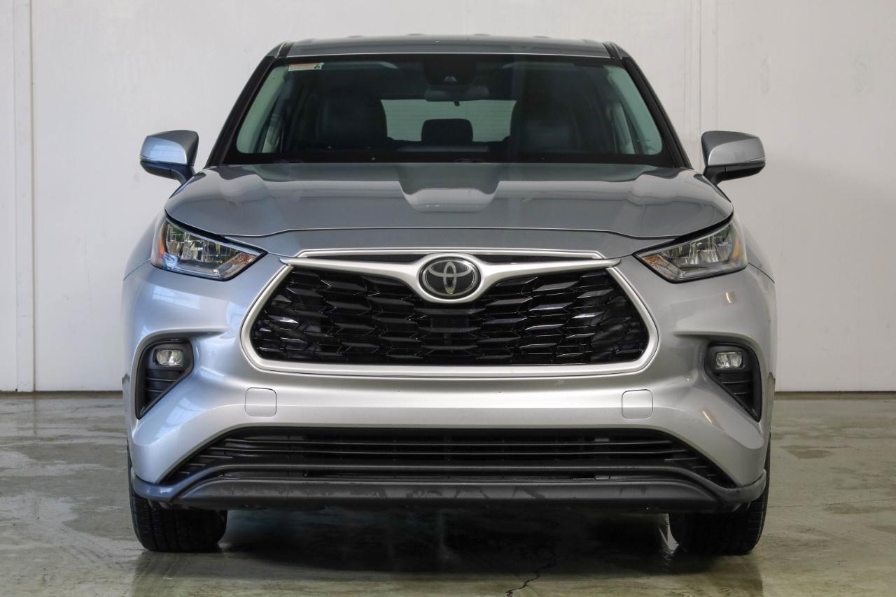 Toyota Highlander LE AWD (Natl) 2020