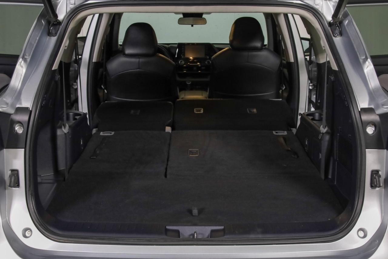 Toyota Highlander LE AWD (Natl) 2020